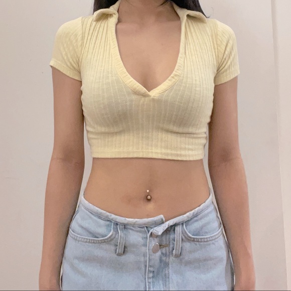 Cropped yellow collared tee ☀️ - Picture 1 of 3